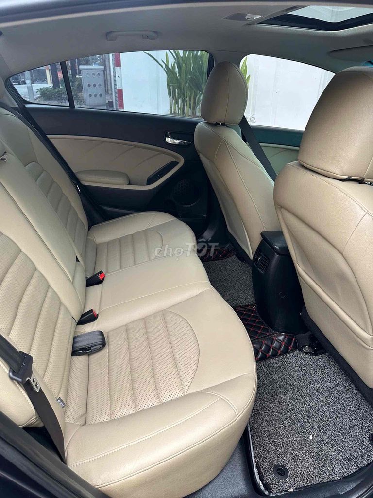 Kia Cerato 2018 1.6 AT - 110000 km. Mua bán Ô tô tại Thành phố Biên Hòa Đồng Nai được đăng bởi Luxury AUTO  hình 7