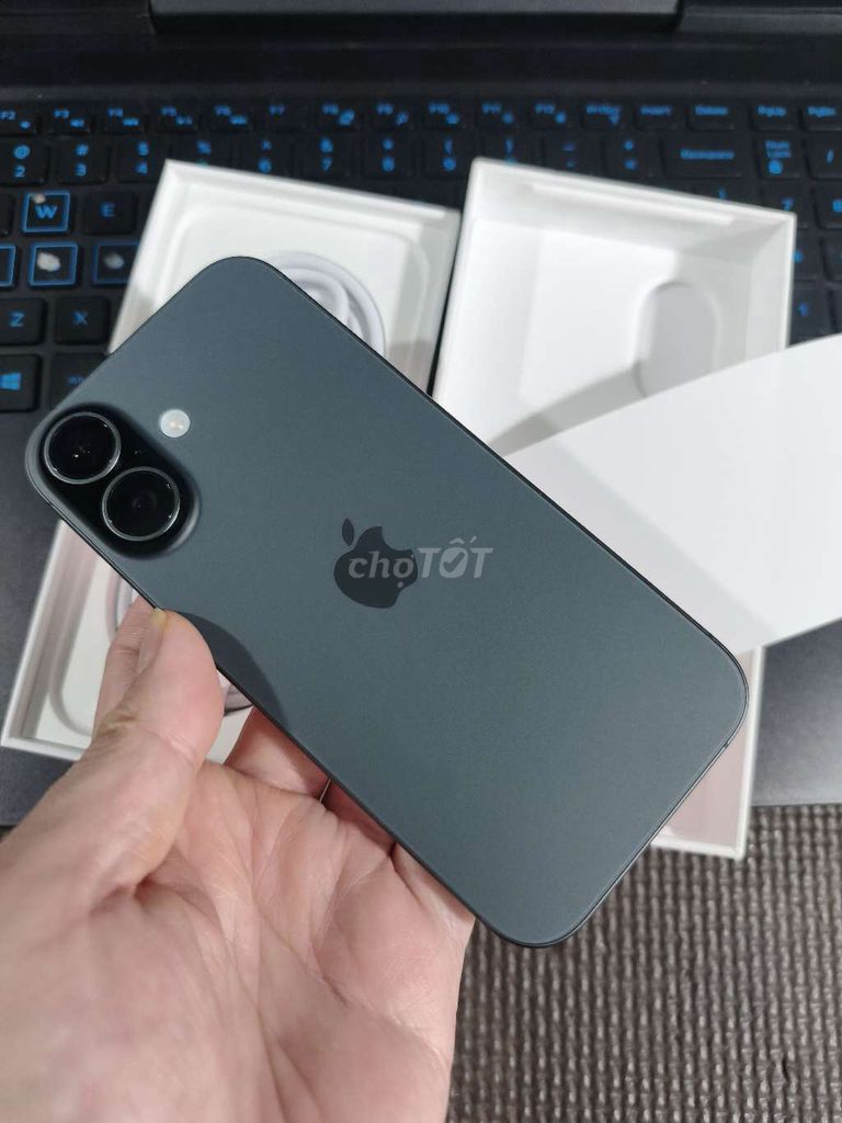 Apple iPhone 17 256GB Xám VN/A sạc 2 lần. Mua bán Điện thoại tại Thành phố Đà Lạt Lâm Đồng được đăng bởi phong hình 1