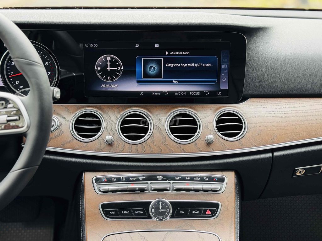 E200 2019 ODO 65.000KM - CTY XUẤT HOÁ ĐƠN CAO. Mua bán Ô tô tại Quận Bình Tân Tp Hồ Chí Minh được đăng bởi Huỳnh Thiên Bảo hình 9