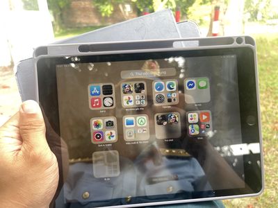 Ipad gen 9 64gb mình bán thanh lý. Mua bán Máy tính bảng tại Quận Hải Châu Đà Nẵng được đăng bởi Hùng Trần Quốc