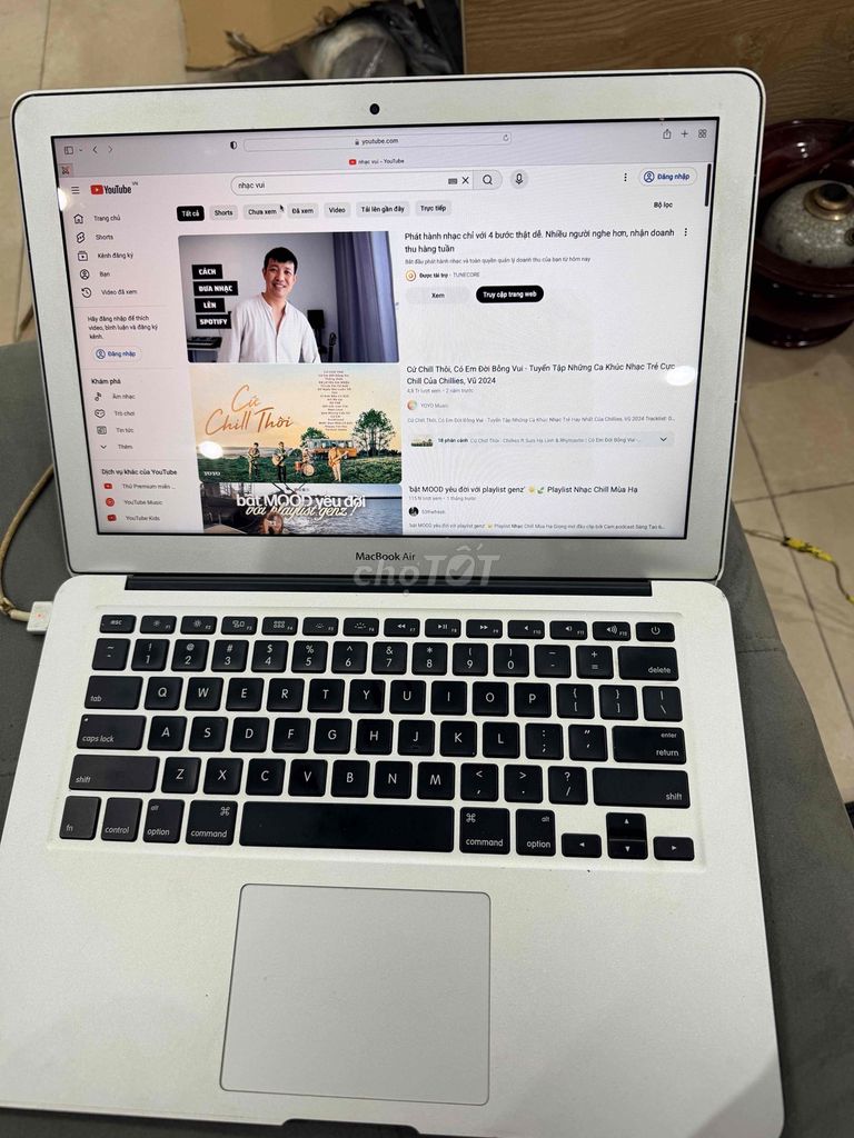 Apple MacBook Air 2015 i5 8GB/128GB Bạc. Mua bán Laptop tại Quận Cầu Giấy Hà Nội được đăng bởi TicoSmartphone hình 1