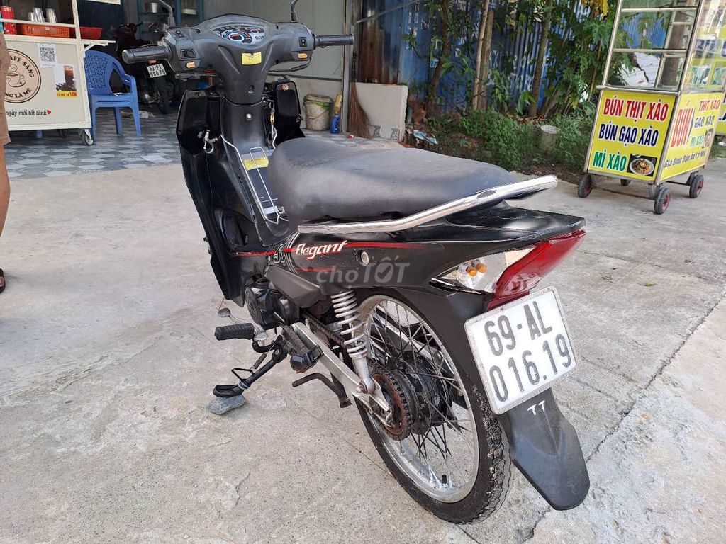 Xe SYM Elegan 50 cc. Mua bán Xe máy tại Thành phố Thủ Dầu Một Bình Dương được đăng bởi nguyễn văn thành hình 2
