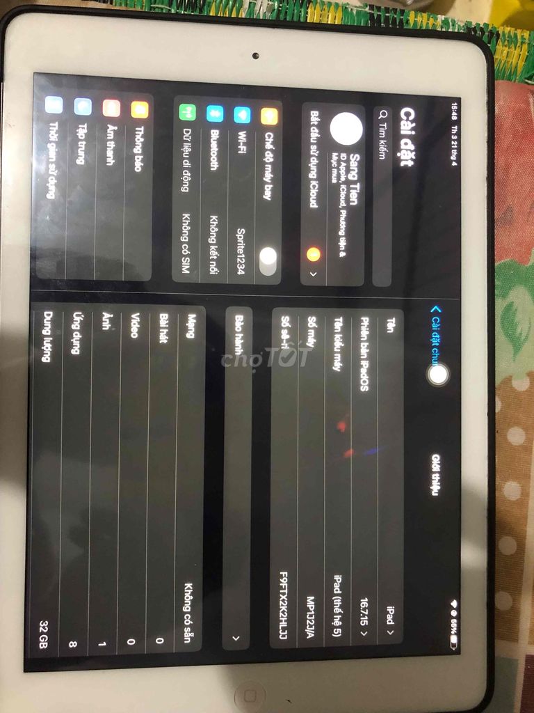 Apple iPad Gen 5 32GB Wifi Xám. Mua bán Máy tính bảng tại Quận Ô Môn Cần Thơ được đăng bởi Tiền hình 1