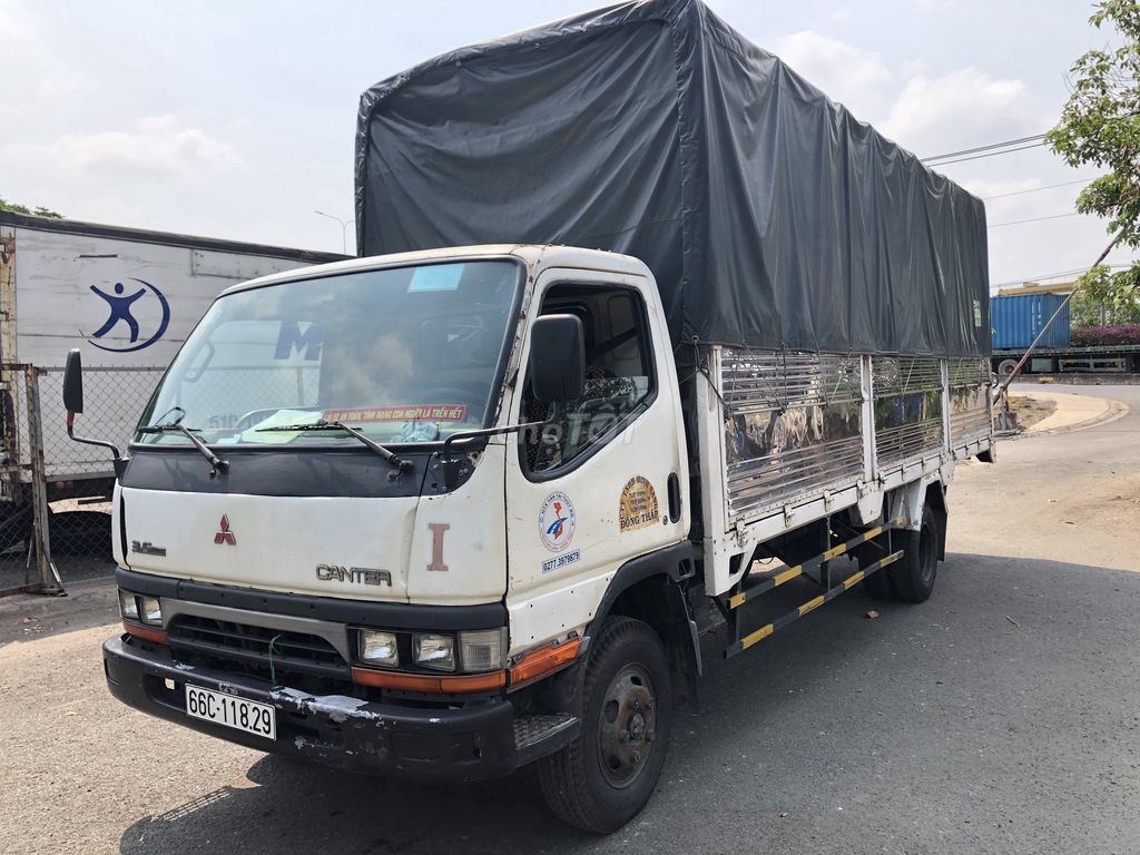 Giá xe Mitsubishi 3 tấn 2005 đã sử dụng giá 1 triệu. LH: 0913009008
