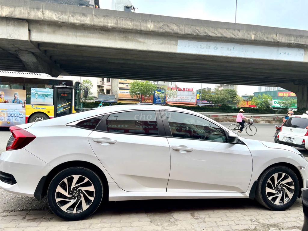 💎 Hàng mới về Honda Civic 1.8AT 2019 nhập Thái. Mua bán Ô tô tại Quận Thanh Xuân Hà Nội được đăng bởi Nguyễn Quang Đức hình 4