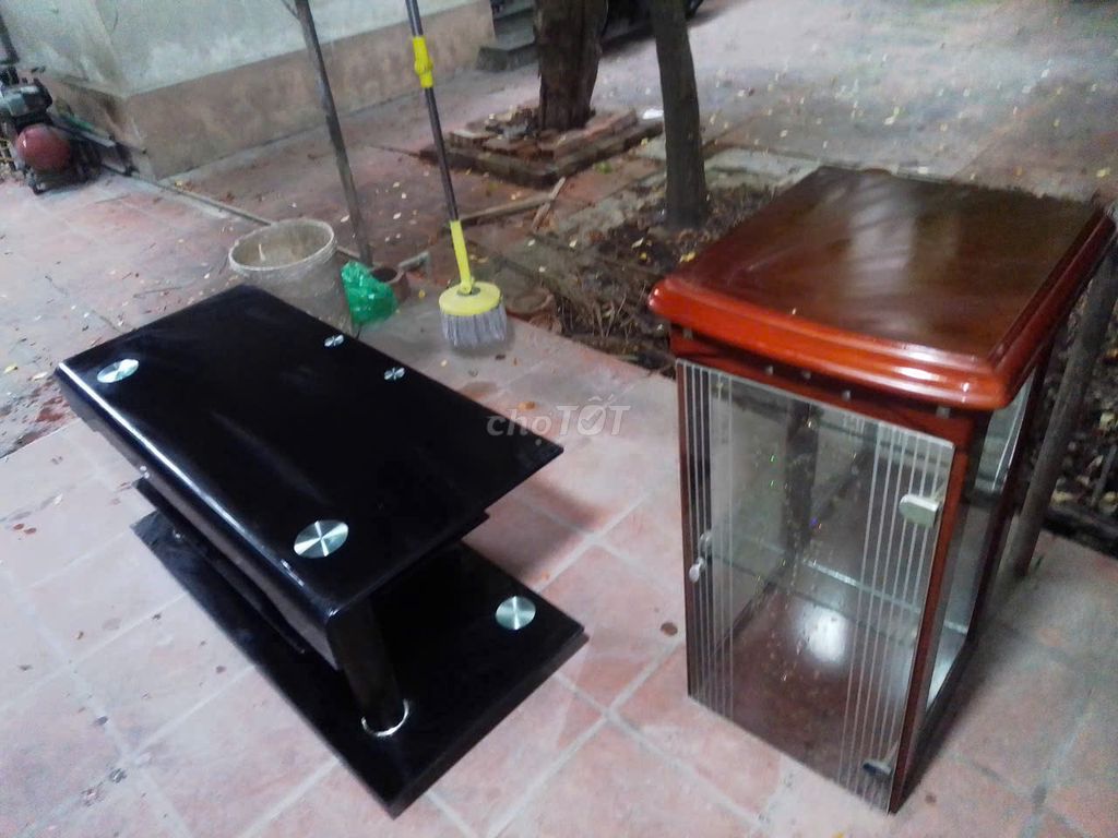Kệ tivi Kính Gỗ Đen Nâu. Mua bán Tủ, kệ gia đình tại Quận Đống Đa Hà Nội được đăng bởi Hải Vũ hình 1