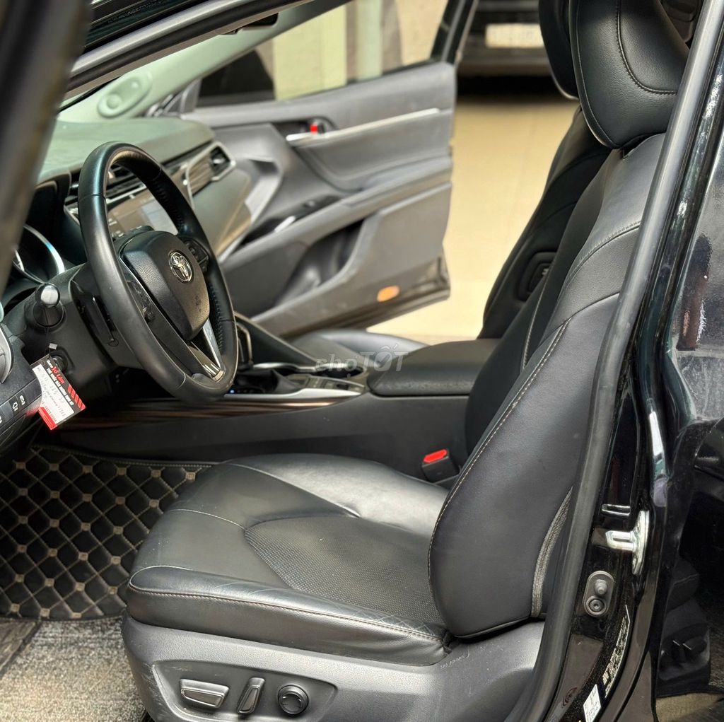 Camry 2.5Q 2020 nhập Thái - xe hãng (GIÁ CÒN GIẢM). Mua bán Ô tô tại Quận Gò Vấp Tp Hồ Chí Minh được đăng bởi Nguyễn Phi Trường Vũ hình 9