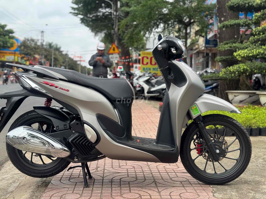 Sh mode bản full ABS chính chủ phố như mới. Mua bán Xe máy tại Thành phố Buôn Ma Thuột Đắk Lắk được đăng bởi Thu Hiền hình 2