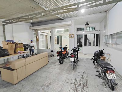 Аренда · 2 комн. · 126 м² · Huyện Hóc Môn, ул. Gần Sân Banh Tân Xuân