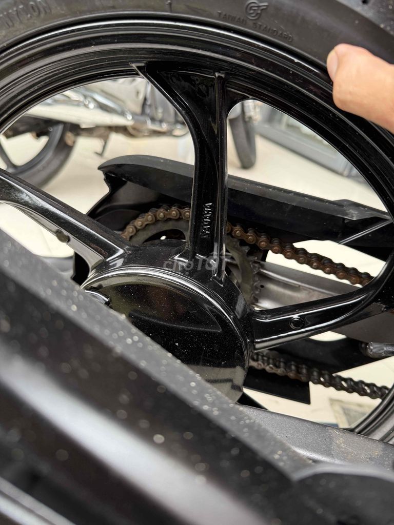 Cần bán cặp mâm yaz enkei luôn đĩa vỏ trước sau. Mua bán Phụ tùng xe tại Thành phố Biên Hòa Đồng Nai được đăng bởi Lê đình thanh hình 6