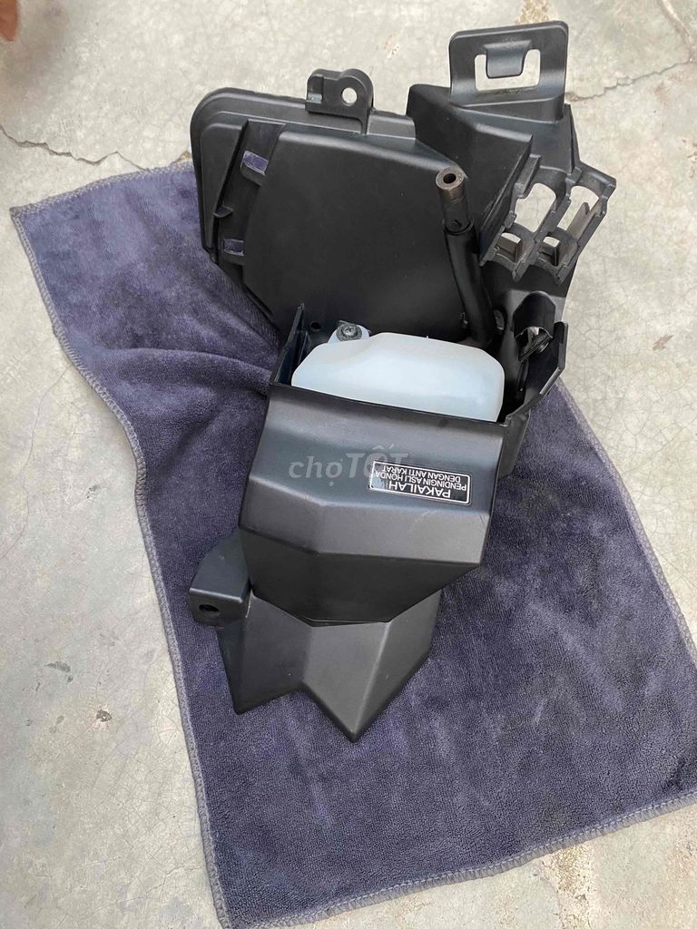 Full bộ 3 món dè con Vario 2021 (Chính hãng). Mua bán Phụ tùng xe tại Thành phố Thủ Đức Tp Hồ Chí Minh được đăng bởi Hoàng Quân Nguyen hình 3