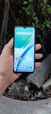 Vivo Y18.ram 4+4 bn 128G .Android 15 mượt pin trâu