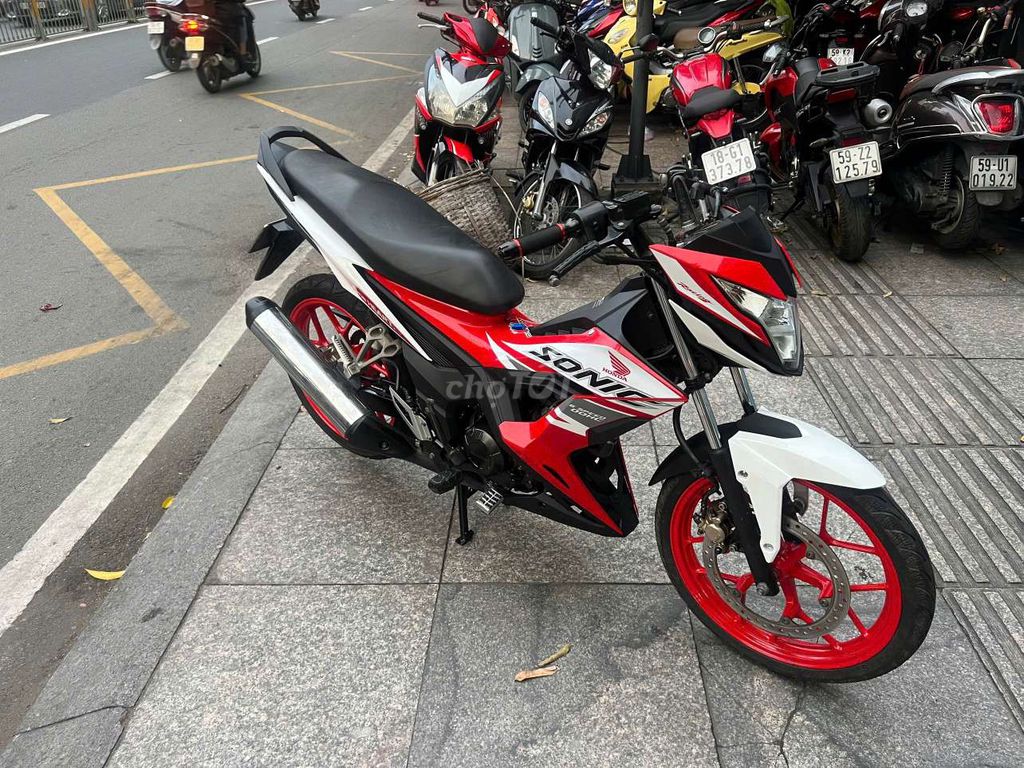Honda sonic 150 2019 mới 90% Bstp chính chủ. Mua bán Xe máy tại Quận Tân Phú Tp Hồ Chí Minh được đăng bởi Tuanduy hình 3