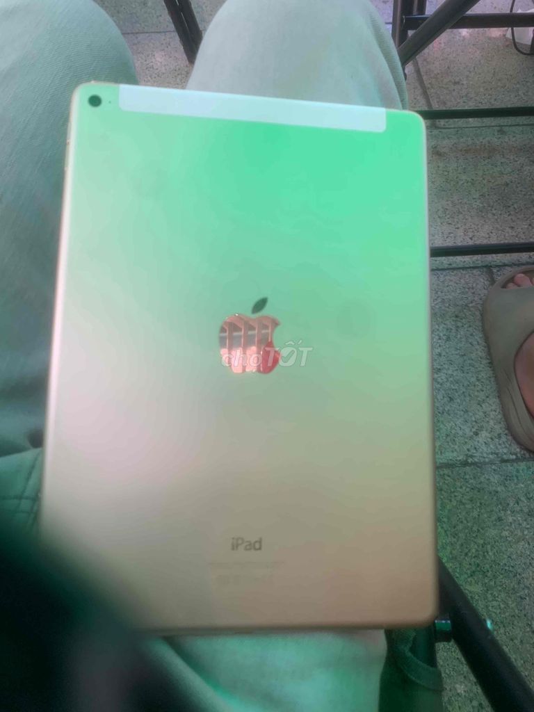 Apple iPad Air 2 64gb màn ám. Mua bán Máy tính bảng tại Thành phố Vũng Tàu Bà Rịa - Vũng Tàu được đăng bởi nguyễn hình 1