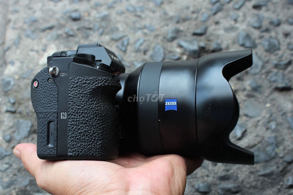 Sony A7RII kèm Batis 25mm F2 - chân dung đường phố. Mua bán Máy ảnh, Máy quay tại Quận 1 Tp Hồ Chí Minh được đăng bởi Thinh hình 1