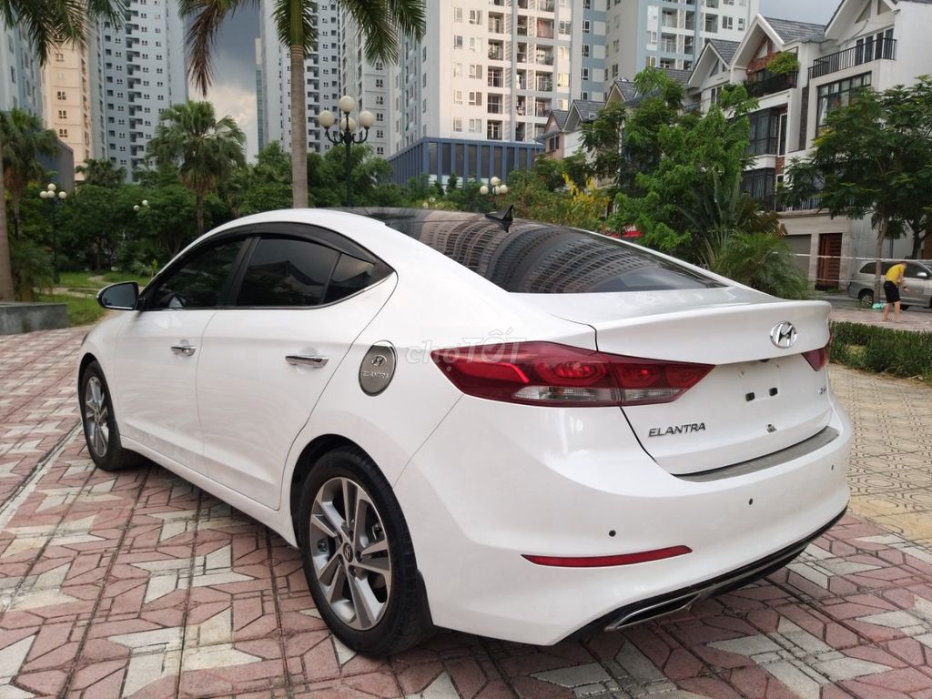 0985242081 - Hyundai Elantra 2.0AT 2016