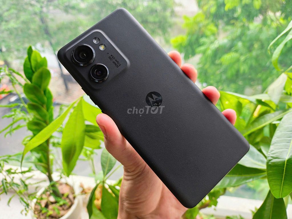 Moto Edge 40 5G Quốc Tế MÀN KHÔNG ÁM - HÀNG CHẤT. Mua bán Điện thoại tại Quận Thanh Xuân Hà Nội được đăng bởi Playmobile Shop hình 1