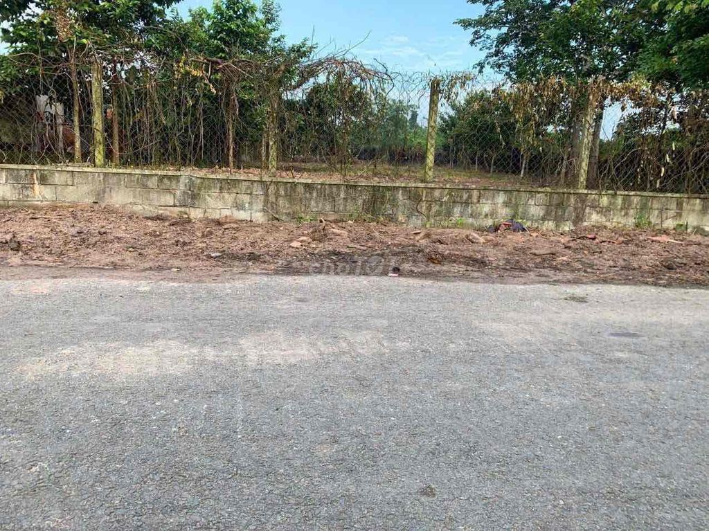 bán mảnh vườn 2000m2 ( 27x75) xoay sở, giá 3tỉ tl- ngân hàng hỗ trợ