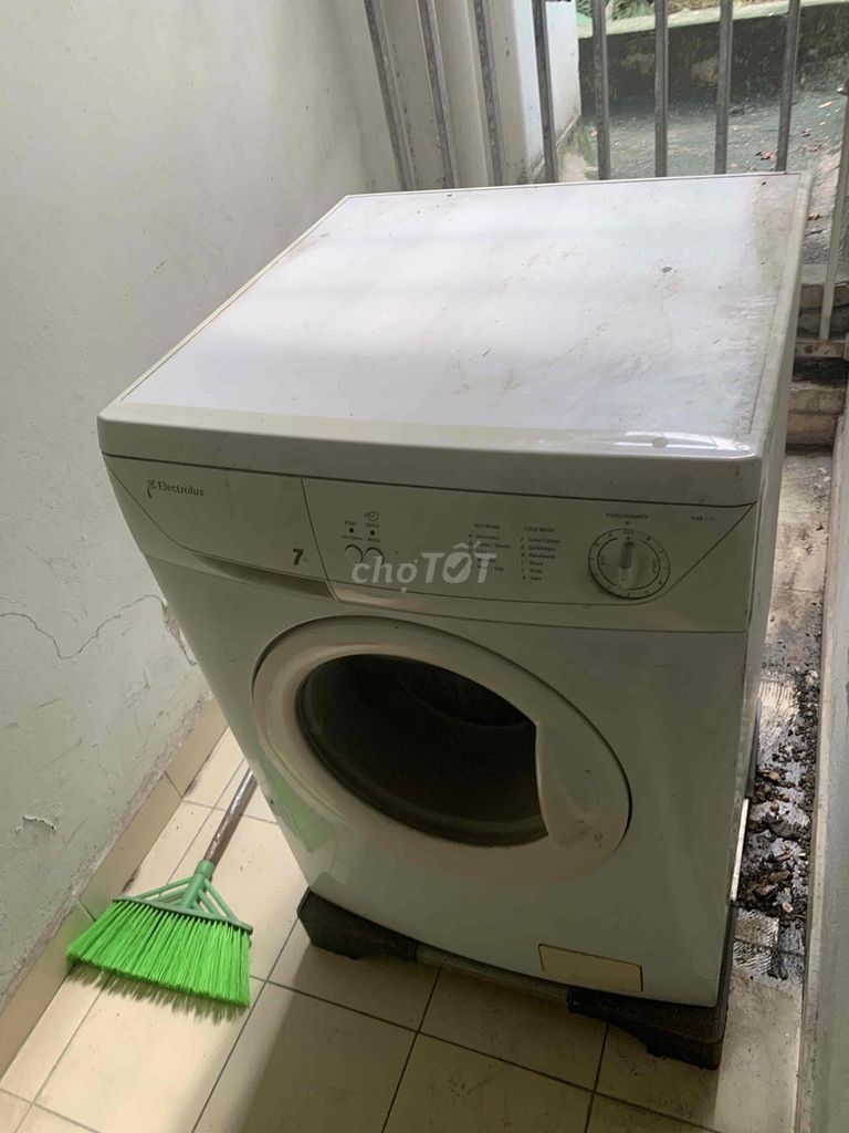 Máy giặt Electrolux EWF 777 7kg. Mua bán Máy giặt tại Quận Bắc Từ Liêm Hà Nội được đăng bởi nguyen the manh hình 1