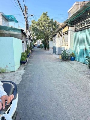 Nhà Cấp 4  (6m x 23m)  133 thô cư . Khu Dân Cư , Tân Xuân