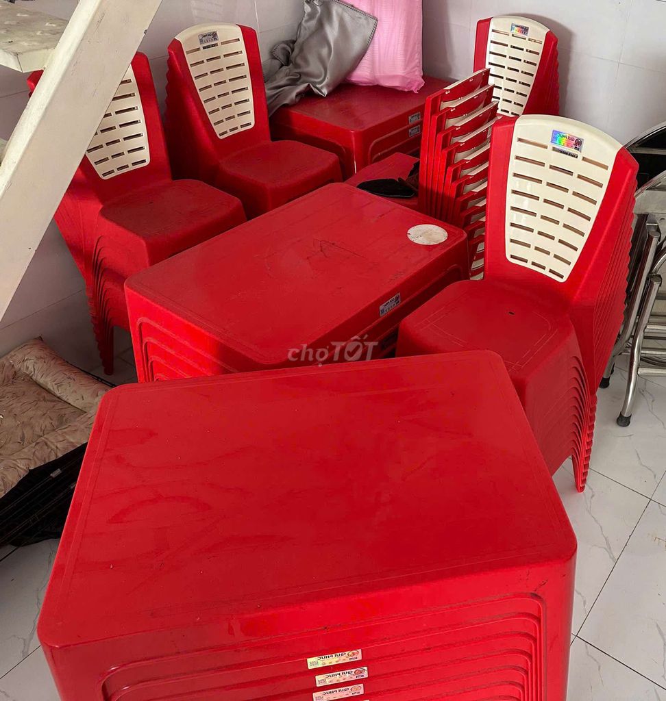 Bộ bàn ghế nhựa | 18 bàn - 55 ghế