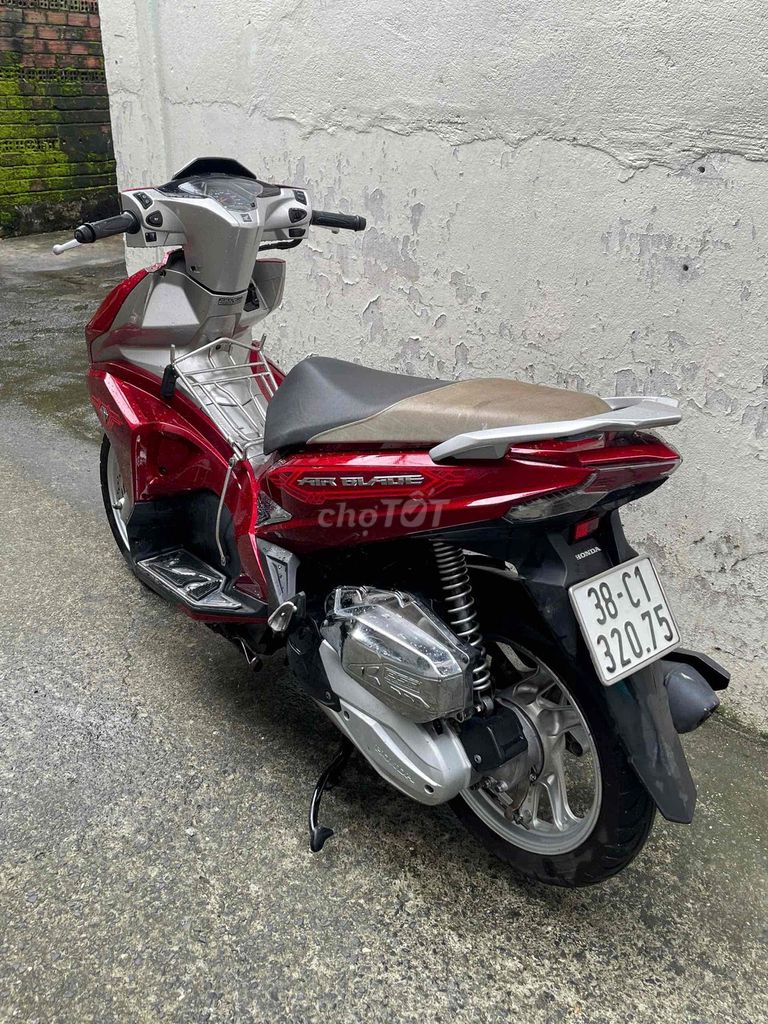 Honda Ab125 2018 smartkey cccd chủ. Mua bán Xe máy tại Thành phố Thủ Đức Tp Hồ Chí Minh được đăng bởi Lê Hạnh hình 7