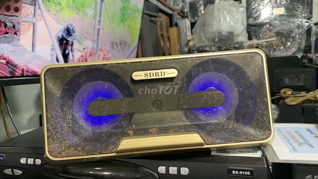 Loa Bluetooth SDRD Vàng. Mua bán Tivi, Âm thanh tại Quận Tân Bình Tp Hồ Chí Minh được đăng bởi ngoc Anh hình 1
