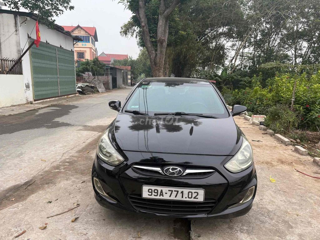 Hyundai Accent 2013 1.4 AT - 180000 km. Mua bán Ô tô tại Huyện Mê Linh Hà Nội được đăng bởi Mọc Auto hình 4