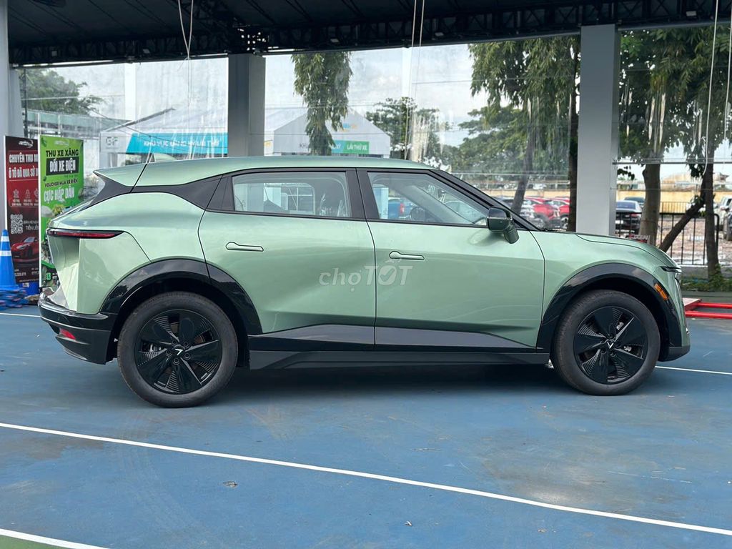 VINFAST VF7 ƯU ĐÃI GIẢM GIÁ, LÃI SUẤT VAY 4.8%/NĂM. Mua bán Ô tô tại Quận Tân Bình Tp Hồ Chí Minh được đăng bởi Chí Nhân VinFast hình 3