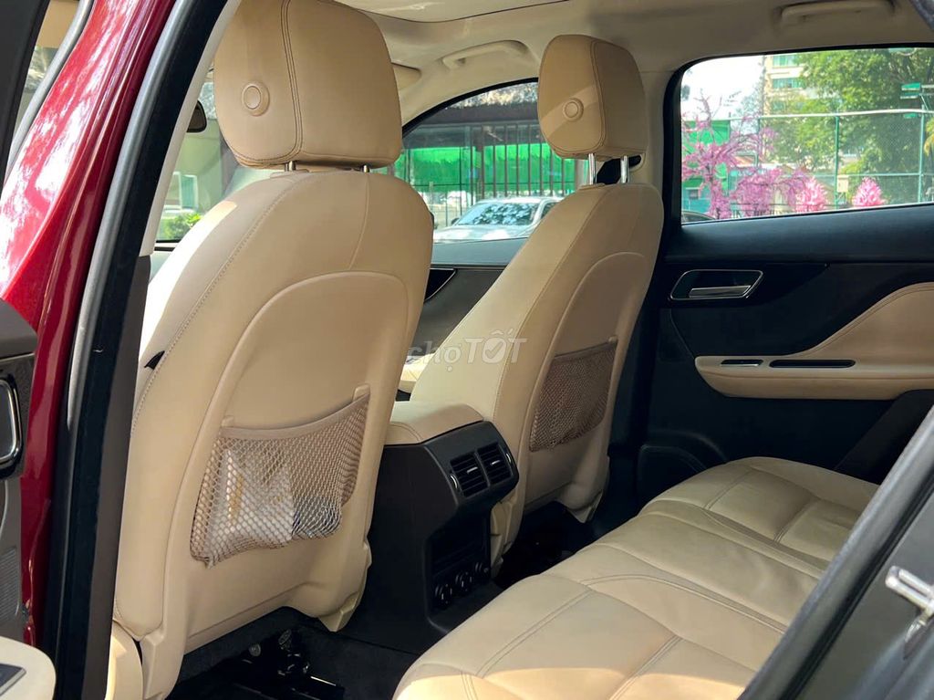 JAGUAR F/PACE. 3.5 TURBO đời 2017  Nhập Anh. Mua bán Ô tô tại Quận 11 Tp Hồ Chí Minh được đăng bởi Nam hình 13