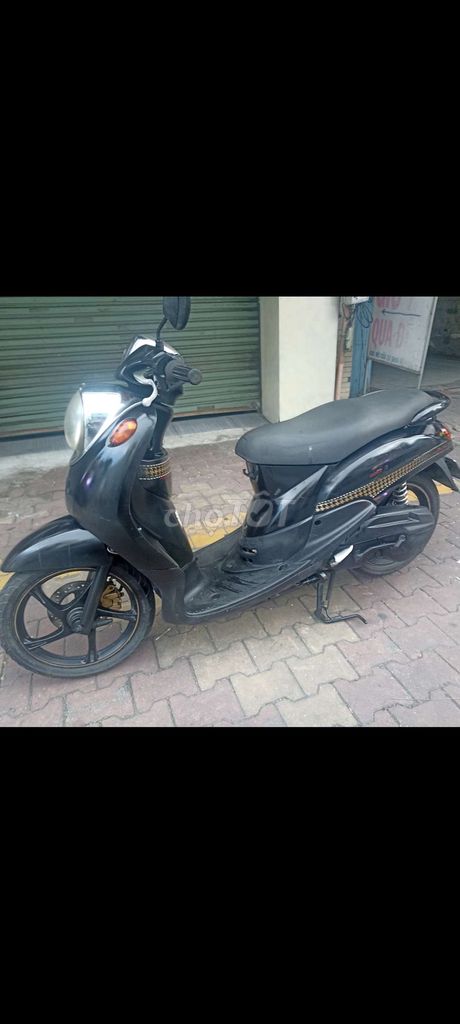 Yamaha Mio classico thái zin đẹp trùm mền giấy TP. Mua bán Xe máy tại Quận 10 Tp Hồ Chí Minh được đăng bởi văn phúc  hình 4