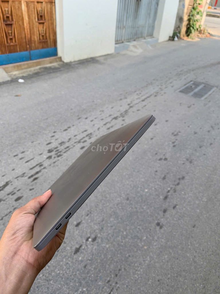 Apple MacBook Pro i5 13.3 inch 16GB/512GB. Mua bán Laptop tại Huyện Quế Võ Bắc Ninh được đăng bởi Luân hình 1