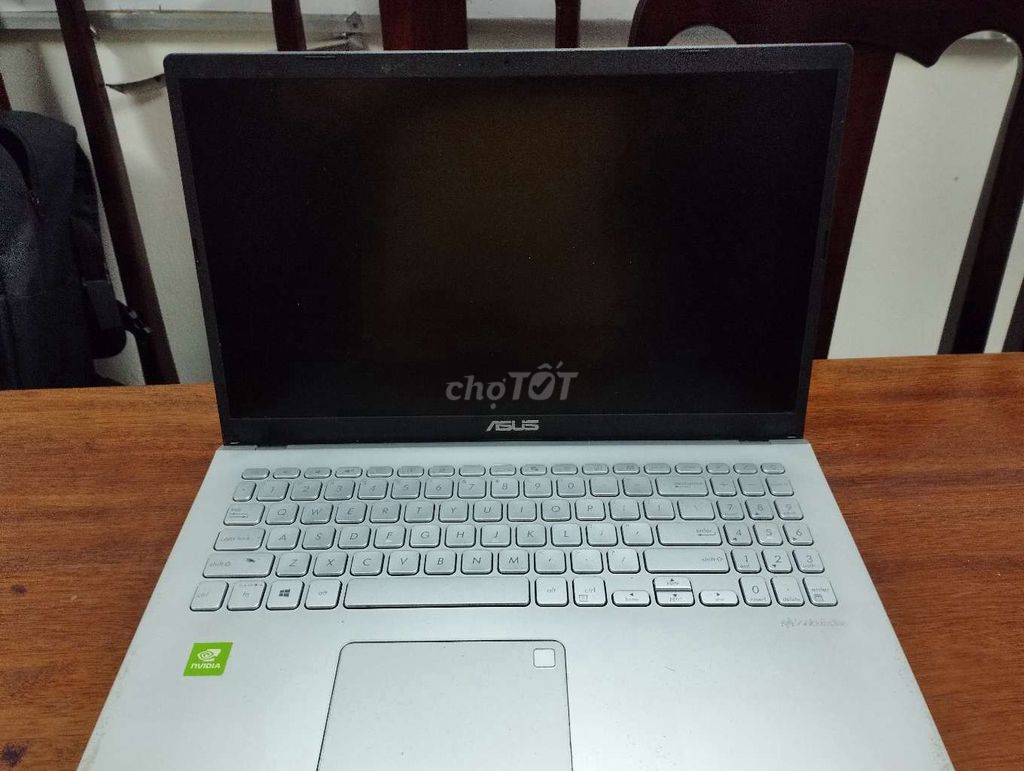 Laptop Asus VivoBook i5 10th/12GB/512GB/2GB MX330