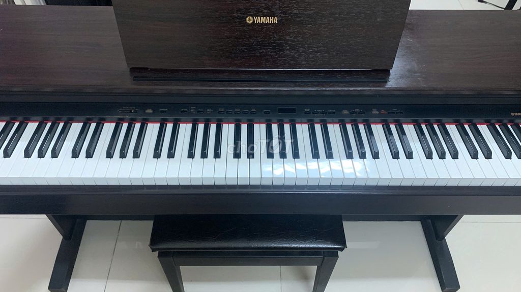 Đàn Piano Yamaha YDP-121 kèm ghế