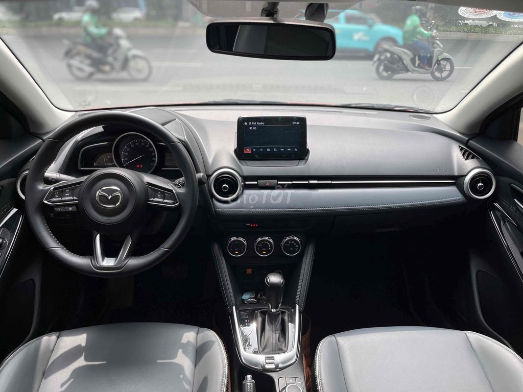 Mazda 2 2022 Sport Luxury - 1,3 vạn 1 chủ từ mới. Mua bán Ô tô tại Quận Bắc Từ Liêm Hà Nội được đăng bởi Hoàng Nga hình 7