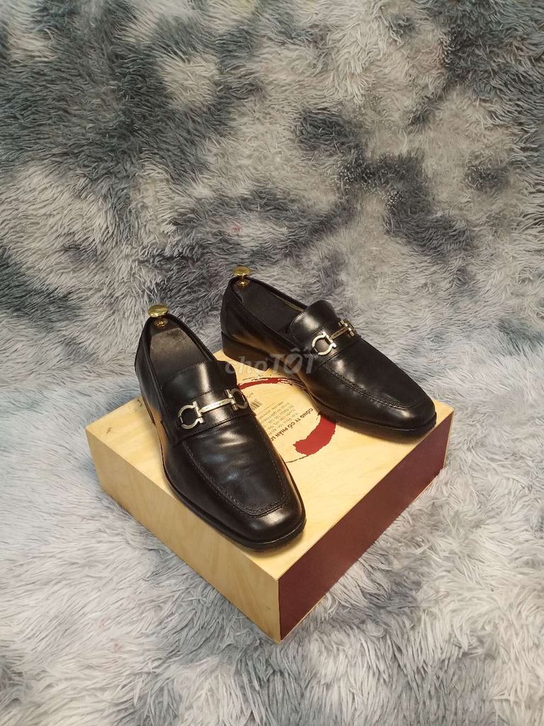 Giày Ferragamoo size 43