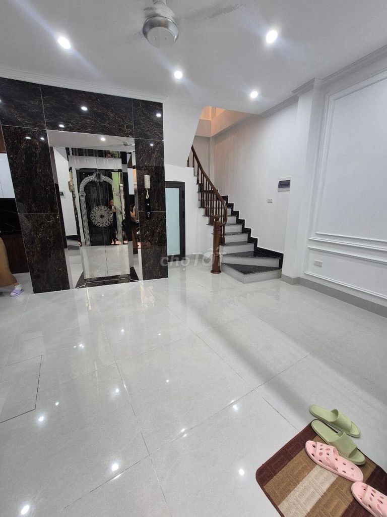BÁN NHÀ MỚI 6 TẦNG – THANG MÁY – 10M RA PHỐ ĐỒNG CỔ – GẦN CHỢ BƯỞI. Mua bán nhà ở tại Quận Tây Hồ Hà Nội được đăng bởi nguyễn thành đạt hình 3