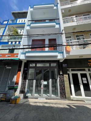 Аренда · 4 комн. · 48 м² · Quận Bình Tân, ул. Đường Chiến Lược
