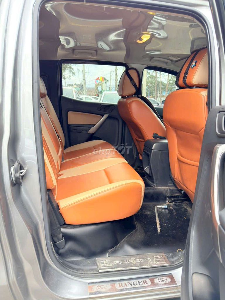 Ford Ranger XLS 4x2AT 2019 số tự động. Mua bán Ô tô tại Thành phố Đà Lạt Lâm Đồng được đăng bởi Lê Tấn Đạt hình 5