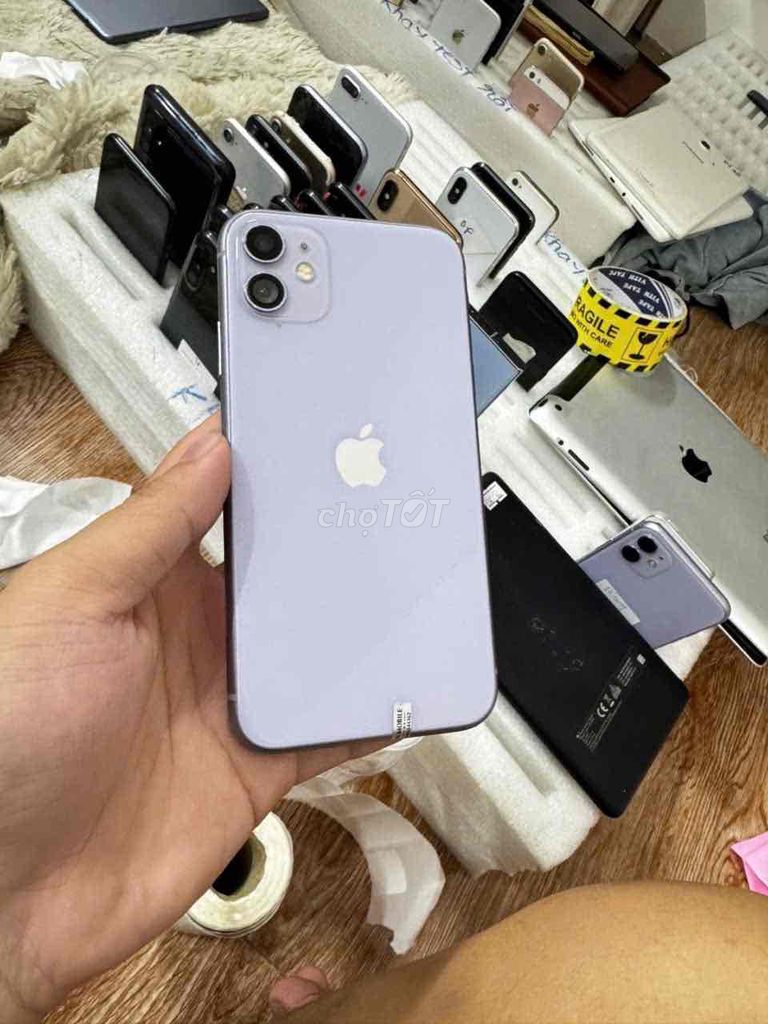 ip11,64g,mất face,pin 100.sim sóng ok. Mua bán Điện thoại tại Thành phố Thủ Dầu Một Bình Dương được đăng bởi Phước Mobile hình 1