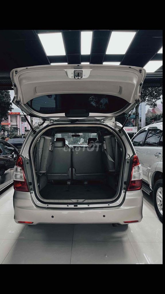 innova 2014 , 2.0E. Mua bán Ô tô tại Thị Xã Buôn Hồ Đắk Lắk được đăng bởi Nguyễn Tiến Đạt hình 5