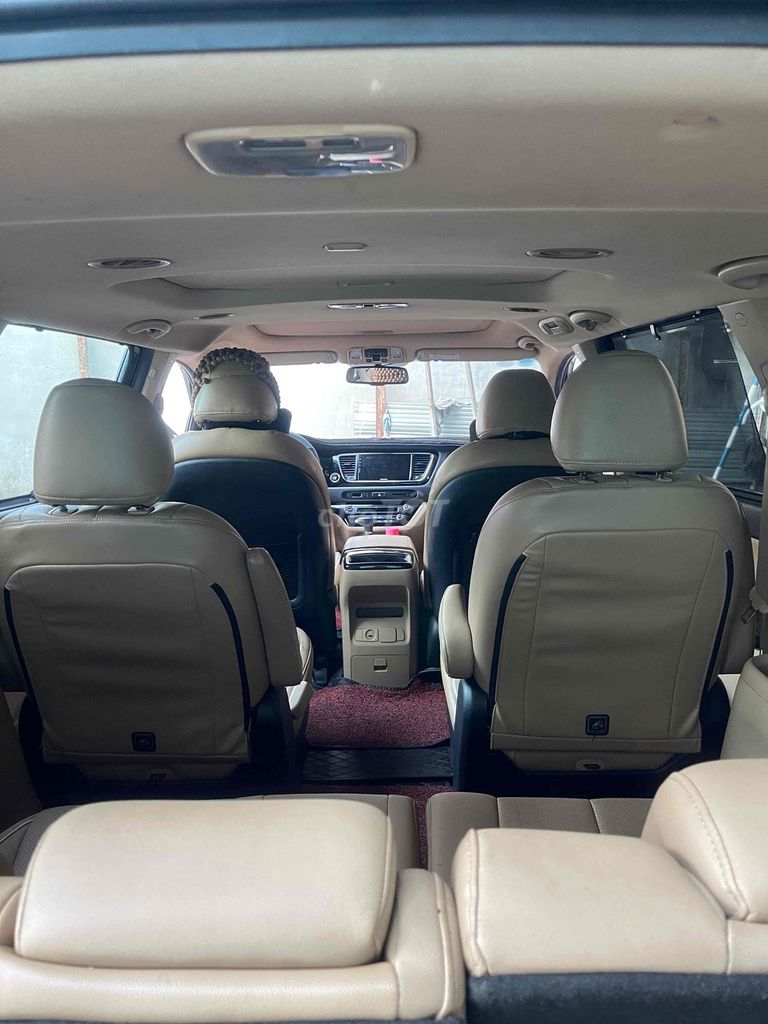Kia Sedona 2018 2.2 DATH bản full. Mua bán Ô tô tại Thành phố Biên Hòa Đồng Nai được đăng bởi Tấn Bằng hình 15