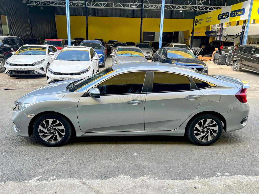 Honda Civic 2019 E 1.8 28000 km. Mua bán Ô tô tại Quận Tân Phú Tp Hồ Chí Minh được đăng bởi Nguyễn Tân Xe Lướt  hình 7