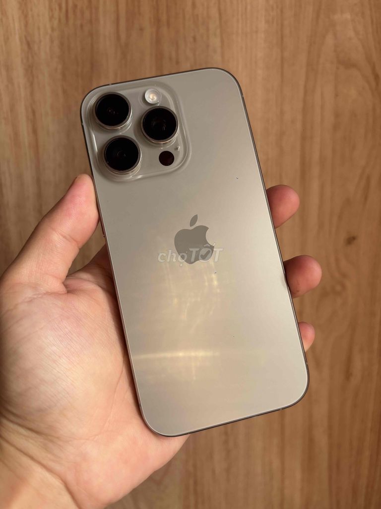 iPhone 16 Pro Titan tự nhiên. Mua bán Điện thoại tại Thành phố Huế Thừa Thiên Huế được đăng bởi Bảo hình 1