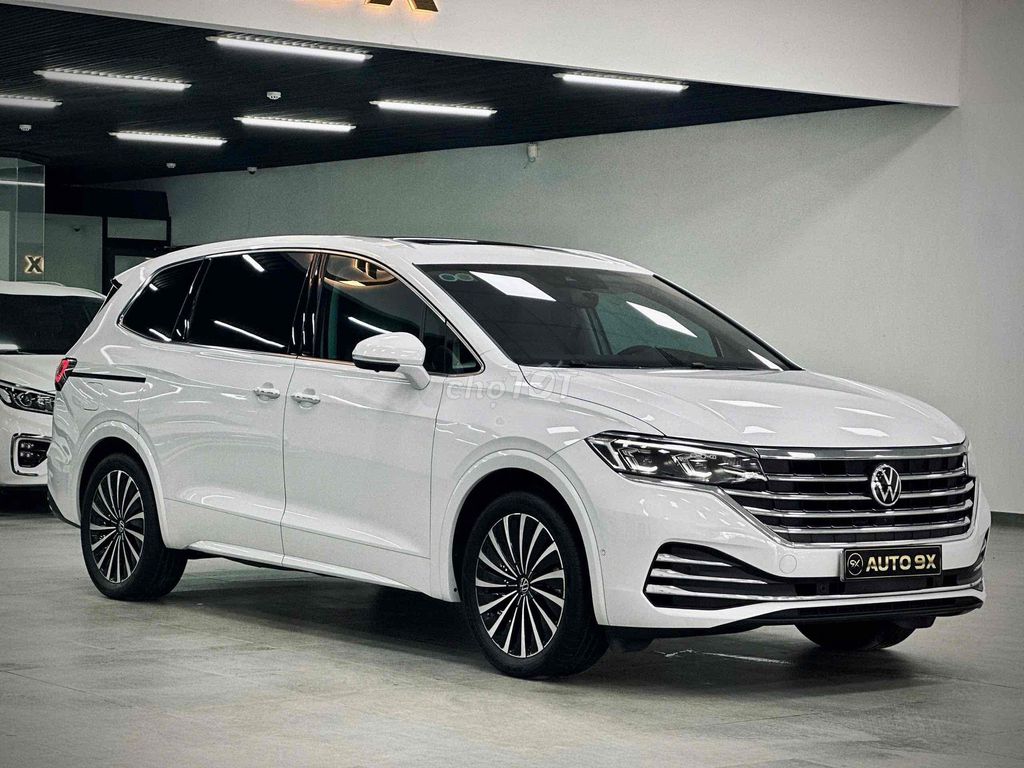 🚘 Volkswagen Viloran 2024 Luxury Siêu Lướt 9.000km. Mua bán Ô tô tại Thành phố Thủ Đức Tp Hồ Chí Minh được đăng bởi Tấn Lợi  hình 2