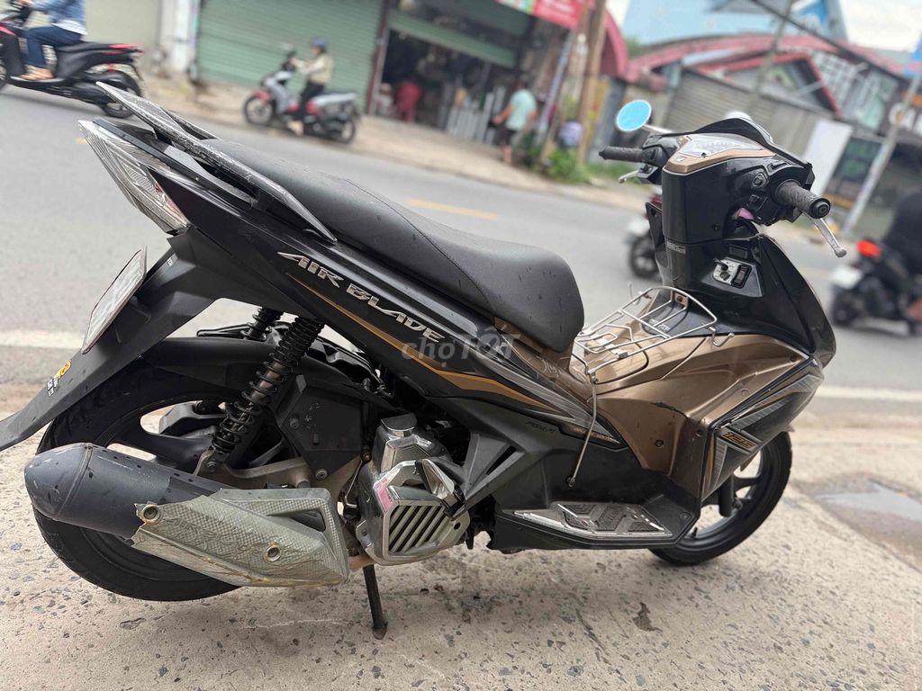 Honda Air Blade 2014 в отличном родном состоянии, тихий, недорого