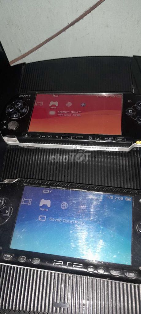 Psp1001 hácfu thė 16g đày game và máy game thùng v