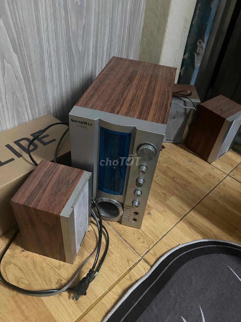 Loa SoundMax Nâu, Bạc. Mua bán Tivi, Âm thanh tại Quận 5 Tp Hồ Chí Minh được đăng bởi lan rung hình 1