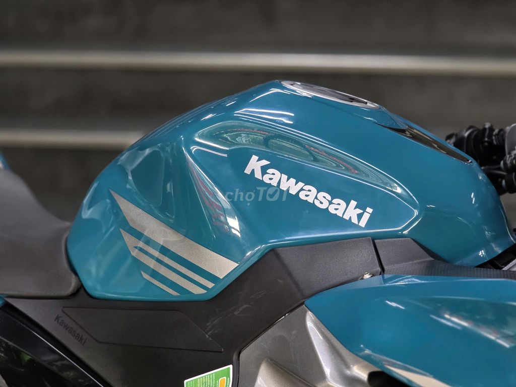 NINJA 400 ABS MÀU XANH MODEL 2022 MÀU HIẾM. Mua bán Xe máy tại Quận Tây Hồ Hà Nội được đăng bởi Tu Phamanh hình 3