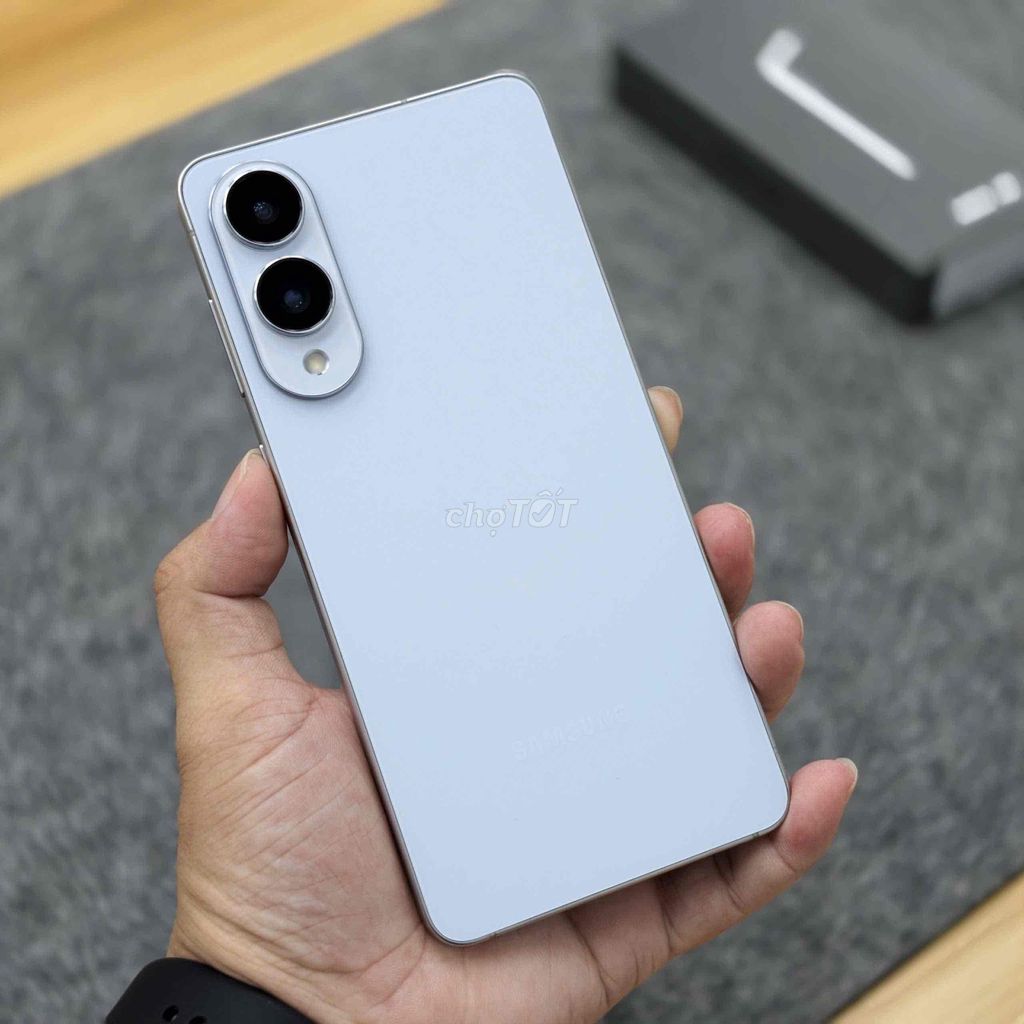 Samsung S25 Edge 12GB/256GB Bạc Snapdragon 8 Elite. Mua bán Điện thoại tại Quận Ninh Kiều Cần Thơ được đăng bởi SUN APPLE STORE hình 1